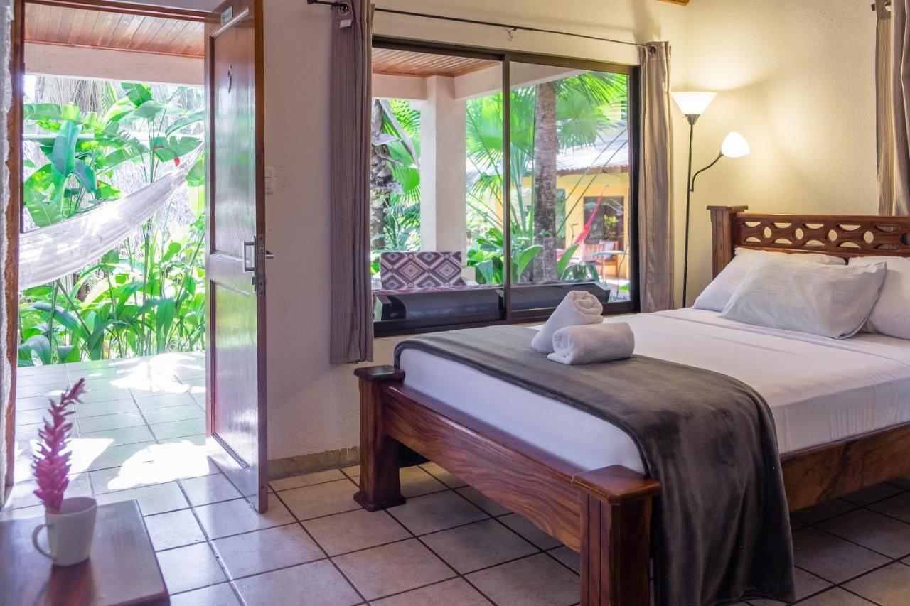Zula Hotel 3*