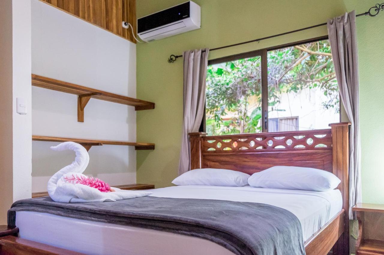 Zula Hotel 3*
